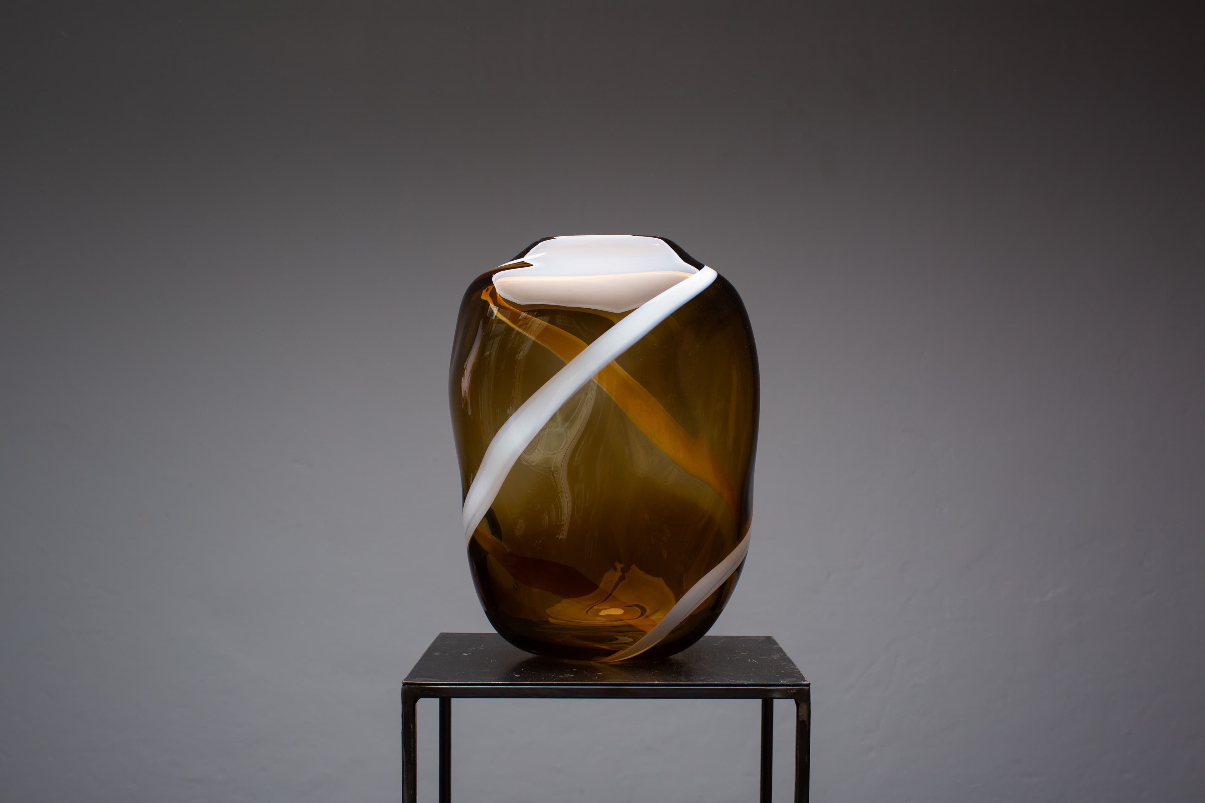 Tabacco & Avorio Murano Glass Vase M