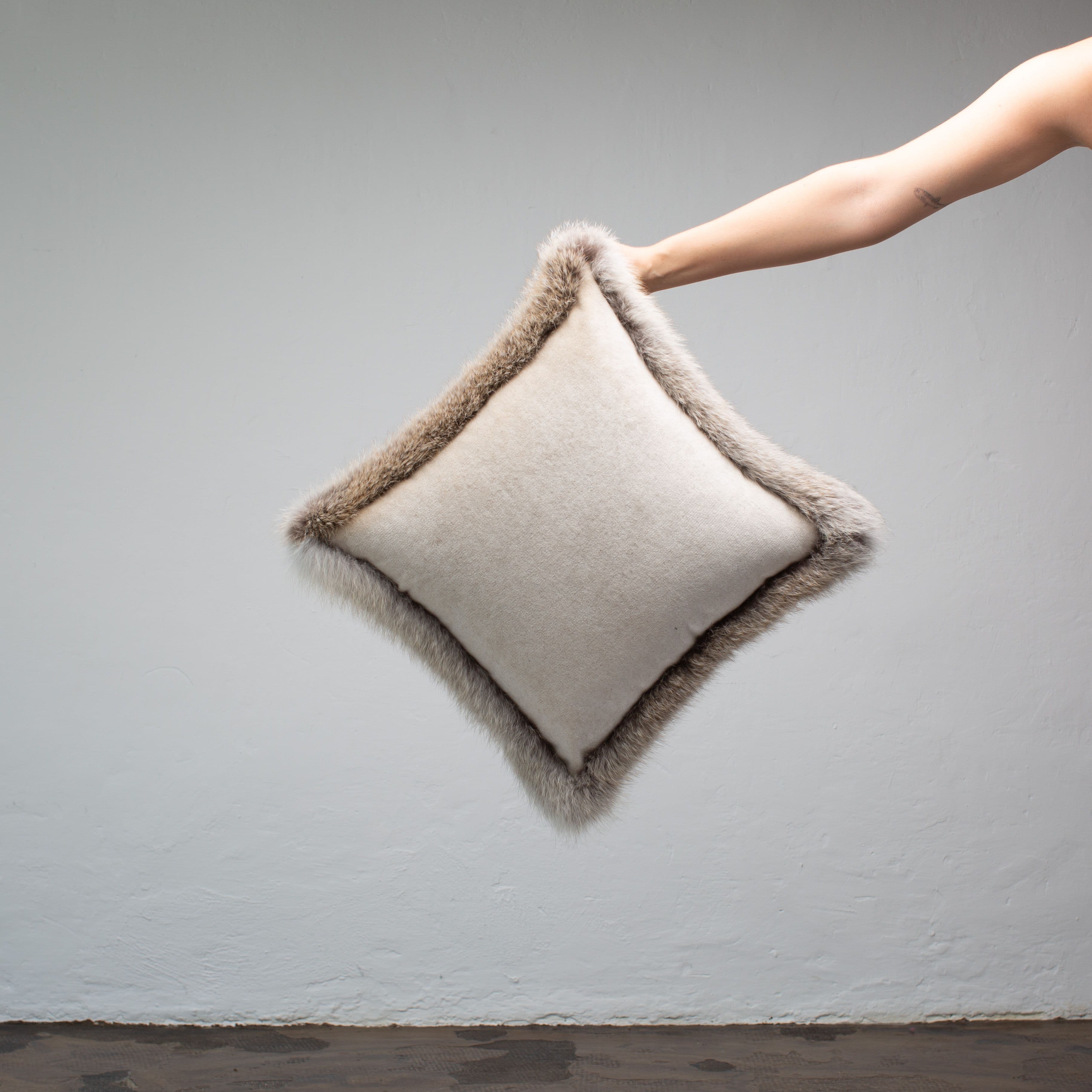 Beige Velvet & Fox Fur Cushion